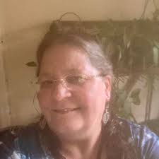 Hi! I'm new to this group. I recently joined because I want to learn. My  edges don't go straight. And I can't keep my tension steady...