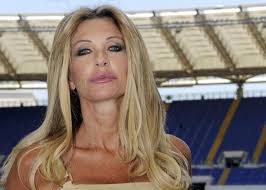 Successivamente nasce l'amore e i due si sposano nel 1997. Ferrari Leotta E D Amico Mi Viene La Nausea Tiscali Sport