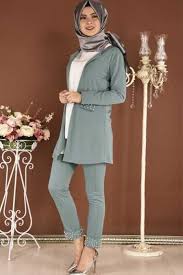 Modamerve Modern Tesettur Takim Modelleri Moda Tesettur Giyim Moda Stilleri Moda Giyim
