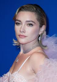 Florence Pugh draagt transparante slipdress, en niet voor het eerst