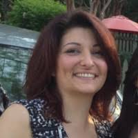 Lisa Umbel's Instagram, Twitter & Facebook