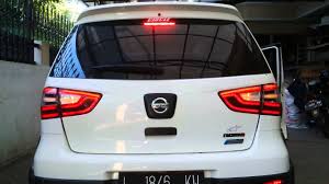 Hasil gambar untuk Lampu Belakang Nissan Livina