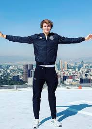 Having won multiple atp masters 1000 tournaments already, zverev has a powerful. Alexander Zverev Height Weight Age Family Facts Biography