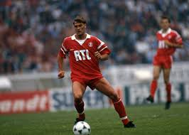 Plus petit nombre de matches joués : As Monaco Classic