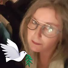 How to stop oversharing in conversations?