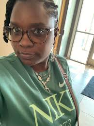 Leo celebrates birthday with daughter