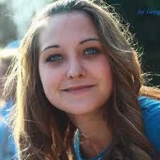 alisha lynn bowles (@alishabowles)