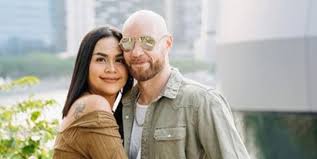 Namun, kabar miring tersebut langsung dibantah melaney ricrado di sebuah acara. Setelah Covid 19 Di Australia Mereda Melaney Ricardo Akhirnya Bertemu Dengan Suami Merdeka Com