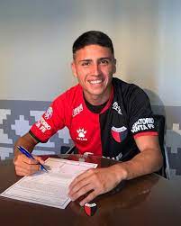 Facundo farías on fifa 21. Club Atletico Colon Pa Twitter El Juvenil Facundo Farias Firmo Su Primer Contrato Profesional Felicitaciones Facufarias35
