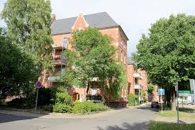 Bei wohnungsboerse.net finden sie ein großes angebot an attraktiven wohnungen in torgau jeder preisklasse! Stadt Und Land Fotos Foto Zu Wohnungen Umgebaute Kasernengebaude Am Husarenpark In Torgau