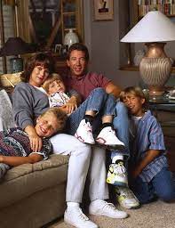 Home Improvement S Patricia Richardson Drops Jonathan Taylor Thomas Dish In Nostalgic Reddit Ama E Online Patricia Richardson Home Improvement Show Home Improvement Tv Show