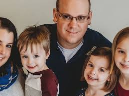 Mike Rippe's Instagram, Twitter & Facebook