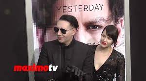 Marilyn manson 's wife lindsay usich hasn't released a public statement since evan rachel wood and a slew of other women went public on february 1, 2021, to make abuse allegations against her husband of approximately one year. Marilyn Manson And Lindsay Usich Transcendence Los Angeles Premiere Red Carpet Youtube
