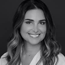 277: Nicole Parlapiano