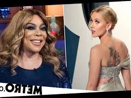 Scarlett johansson has a sunrise tattoo on the inside of her left arm, and says it has very personal meaning to her. I M Judging Wendy Williams Brands Scarlett Johansson S Back Tattoos Filthy Showcelnews Com
