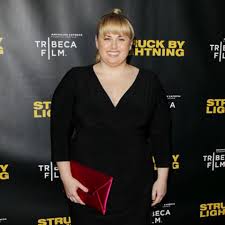 Rebel wilson was born in sydney, australia, to a family of dog handlers and showers. Rebel Wilson Starportrat News Bilder Gala De