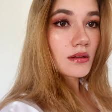 2023 Collective: 10 British Filipino Vloggers & Content Creators to be  inspired by