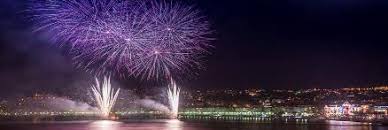 Dès le 15 juillet vers 9 h 30, la police mène des perquisitions rue de turin au domicile de l'auteur de l'attaque105 et, ailleurs dans nice, au l'édition 2016 de la braderie de lille, des championnats d'europe de cyclisme sur route à nice et plusieurs feux d'artifice du 14 juillet, du 15 ou 16 août sont. 15 Aout 2021 A Nice Et Alpes Maritimes 06 Feux D Artifice Et Bals Populaires Recreanice