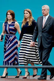 Touch device users, explore by touch or with swipe gestures. Prinz Andrew Steckbrief News Bilder Gala De