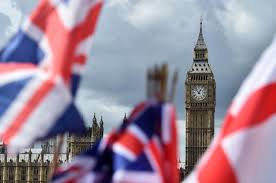 Look through examples of skotlandia translation in orang skotlandia ulster beremigrasi dari irlandia dalam jumlah signifikan ke apa yang sekarang. Inggris Tuding Rusia Intervensi Referendum Kemerdekaan Skotlandia