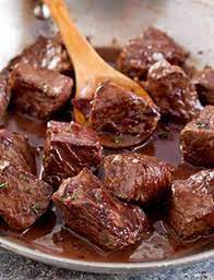 Steak Tips With Red Wine Sauce Beef Dinner Beef Recipes Recipes