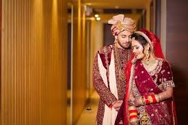 Pin On Wedding Couple Photoshoot