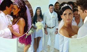 Joanna krupa flashed her dog. Brides To Be Take Note The Top 10 Worst Celebrity Wedding Dresses Ever Katie Price Makes The List Three Times Daily Mail Online