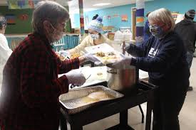 After it comes a sweet pudding or some stewed fruit. Https Www2 Ljworld Com News General News 2020 Dec 25 Community Christmas Dinner Serves More Than 1000 People Through Deliveries To Go Meals And Outdoor Dining