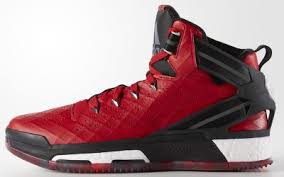 Derrick rose is one of the few players to play professionally in his hometown. Derrick Rose Nba Shoes Database