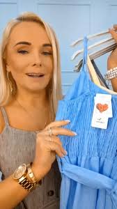 Cudny sweterek biżuteryjne zdobienia w nowych kolorach! 🍂🤍🍂🤍🍂🤍 Cena  89 zł 🤍🍂W CELU ZAKUPU WPISZ W KOMENTARZU LUB W WIADOMOŚCI PRYWATNEJ  AILEMA S599 BEŻ AILEMA S599 KREM AILEMA S599 CZERWONY AILEMA S599