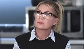 Grey's Season 21 Trailer Brings Out the Scalpels as Meredith and Catherine's  Battle Becomes an All-Out War