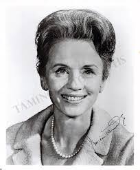 Jessica Tandy's Instagram, Twitter & Facebook