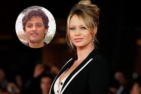 L'attrice è stata ospite a vieni . Anna Falchi E I Suoi Amori Con Fiorello Una Storia Esplosiva Ma Lui Era Geloso