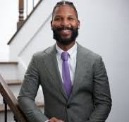 Realtor Headshots in Chicago: Enhance Your Professional Image