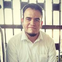 100+ perfiles de «Landeros»