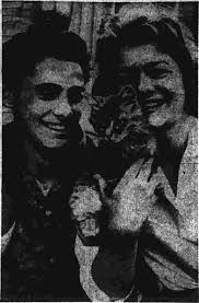 Fraflkfiirts FOUND sgQc !!!s: bread 2 9 PEACHES 2 GRAPES ORANGES SWEET C 0  R N ^ 5 ^ 2 9 ^ EGGS LARGE