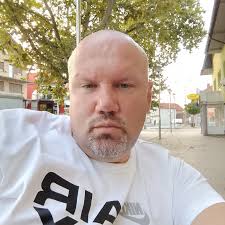 Mirza Azrim Lišić added a new photo.