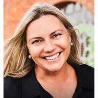 Michelle Downie's Instagram, Twitter & Facebook