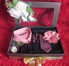 Cara membuat hantaran pakaian dalam lingerie | sekali nonton langsung bisa. Seserahan Balasan Untuk Calon Pengantin Pria Kreasiseserahanku S Blog