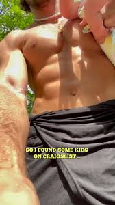 @tooturnttonis video Tweet