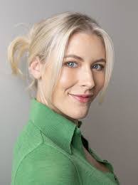 Genevieve Newman's Instagram, Twitter & Facebook