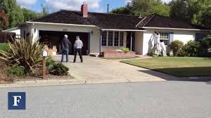 For starters, the property is 17 acres of perfectly manicured grounds. Steve Jobs The Movie Filming At Jobs Childhood Home Youtube