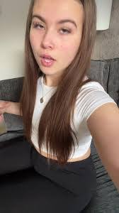 Mia Mays's Instagram, Twitter & Facebook