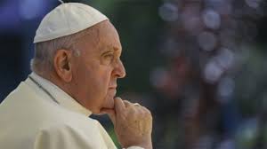 The many (and sometimes puzzling) paths of Pope Francis