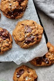 Cookies Plus Sains Facon Levain Bakery Food Diary En 2020 Boulangerie Cookies Et Biscuits Recettes Sucrees