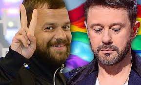 Pierwsze 15 lat życia spędził w poniatowej, obecnie mieszka w lublinie. Michal Pirog I Andrzej Piaseczny Byli Para Ostry Komentarz