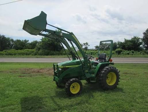 John Deere 790 Tractor