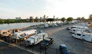 Experience a true camping atmosphere and nature while only being minutes from downtown little rock and all it has to offer: Downtown Riverside Rv Park 4 Photos North Little Rock Ar