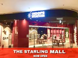 In d afternoon between gurney plaza and gurney paragon,a fat makcik sells all sorts of penang delicacies and kueh even nasi kunyit + kari ayam. Hoops Station Basketball Fans Rejoice Hoops Station S Facebook