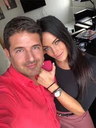 Fél év után szakított Hajdú Péter és barátnője